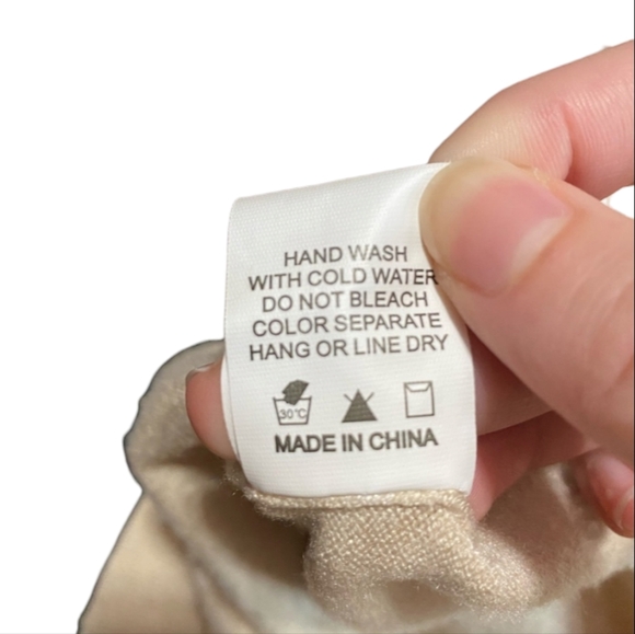 Criss cross back long sleeves - Picture 11 of 12